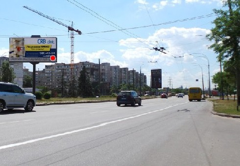 Призма 6x3,  Ватутина пр., 14а (на разделителе)