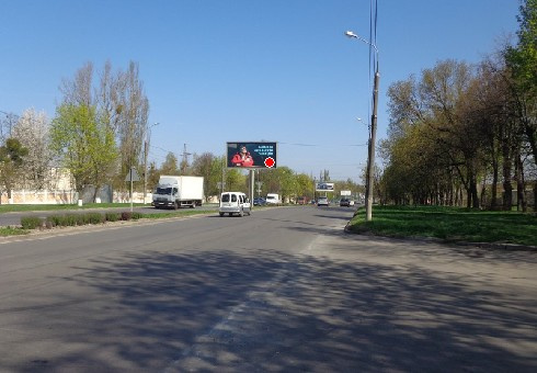 Щит 6x3,  Киевская ул., Водоканал (разделитель)