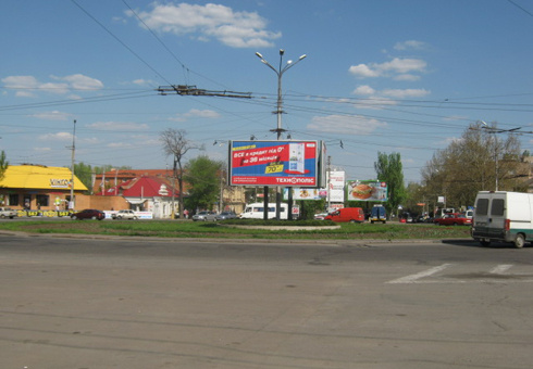 Призма 6x3,  Центральный пр. - Пушкинская ул., кольцо